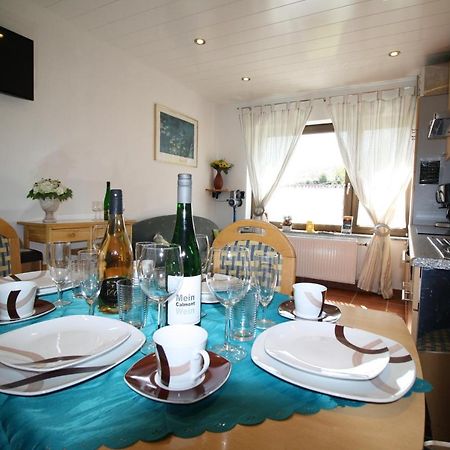 Komfort Ferienwohnung Fewo74-1 Bremm Bagian luar foto