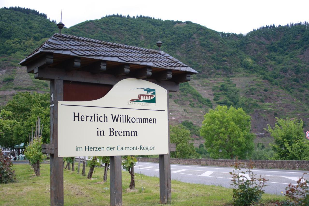 Komfort Ferienwohnung Fewo74-1 Bremm Bagian luar foto