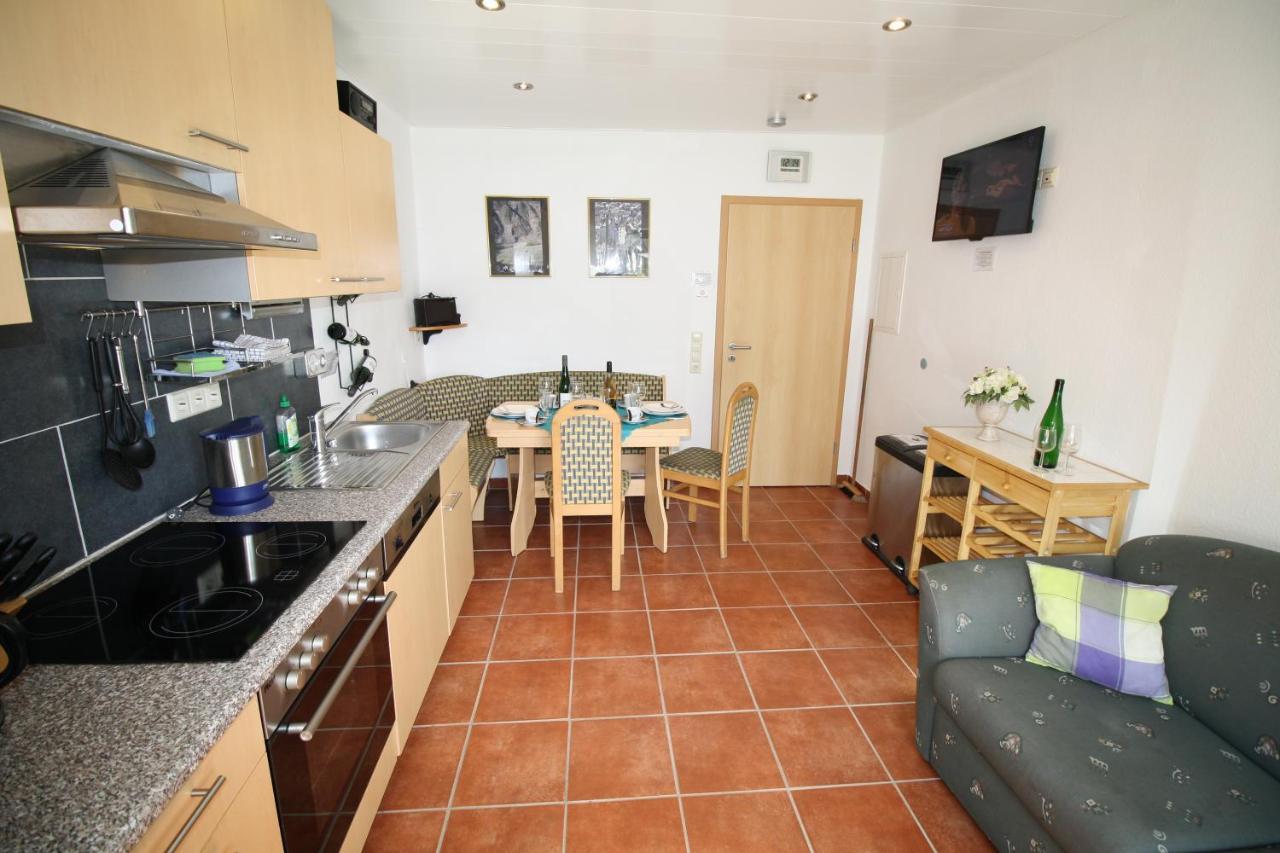 Komfort Ferienwohnung Fewo74-1 Bremm Bagian luar foto