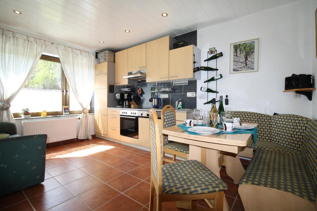 Komfort Ferienwohnung Fewo74-1 Bremm Bagian luar foto