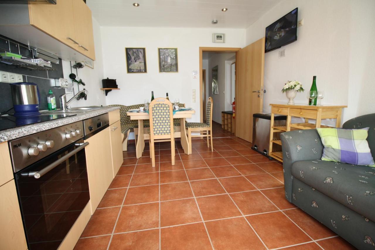 Komfort Ferienwohnung Fewo74-1 Bremm Bagian luar foto