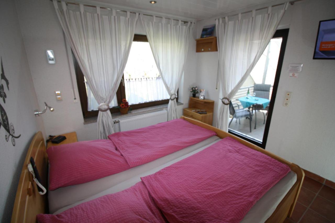 Komfort Ferienwohnung Fewo74-1 Bremm Bagian luar foto
