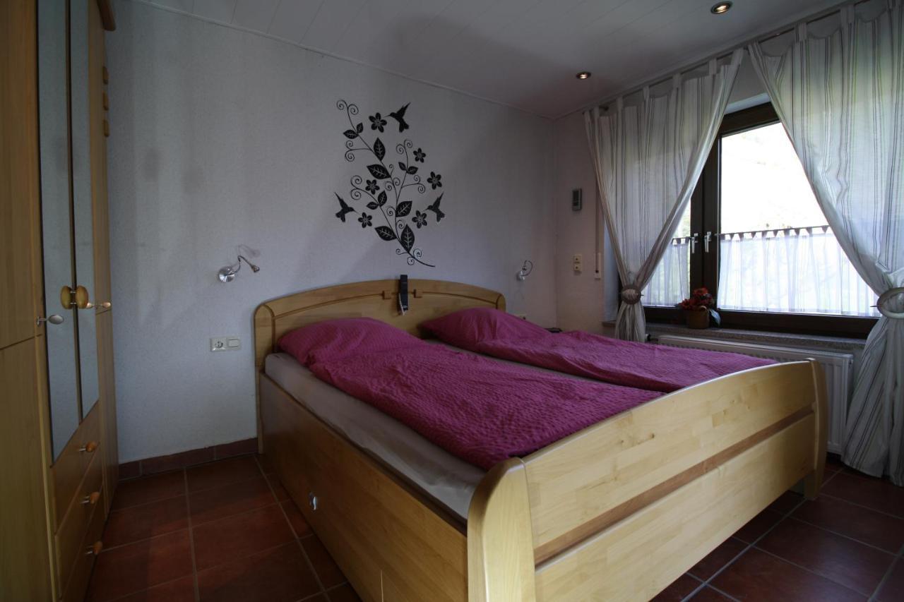 Komfort Ferienwohnung Fewo74-1 Bremm Bagian luar foto