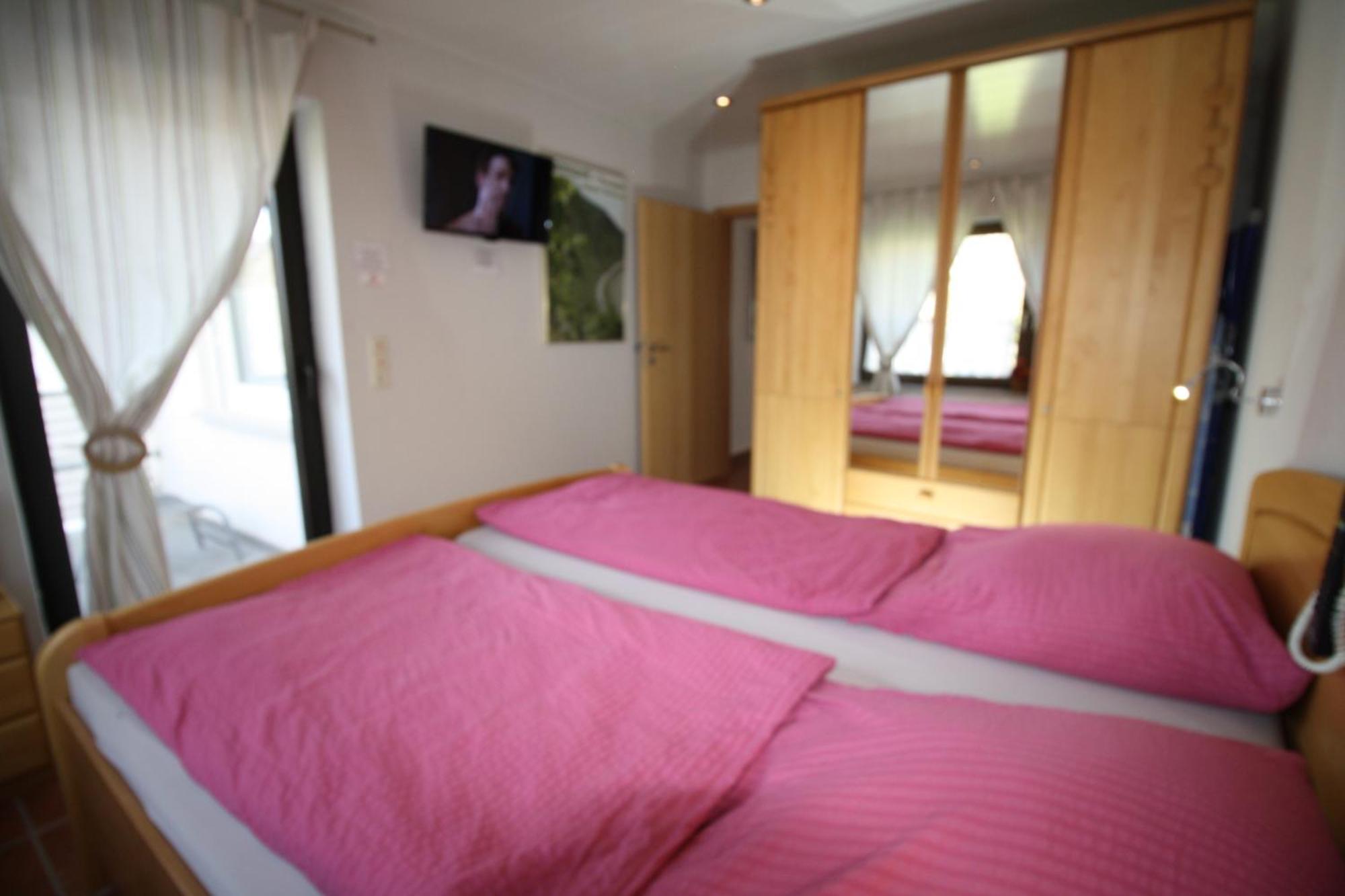 Komfort Ferienwohnung Fewo74-1 Bremm Bagian luar foto